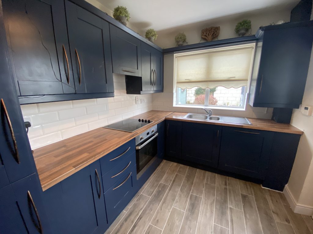 Tiling 2 E16F84EB EAB5 4071 A918 FC07CC72C8B4 scaled