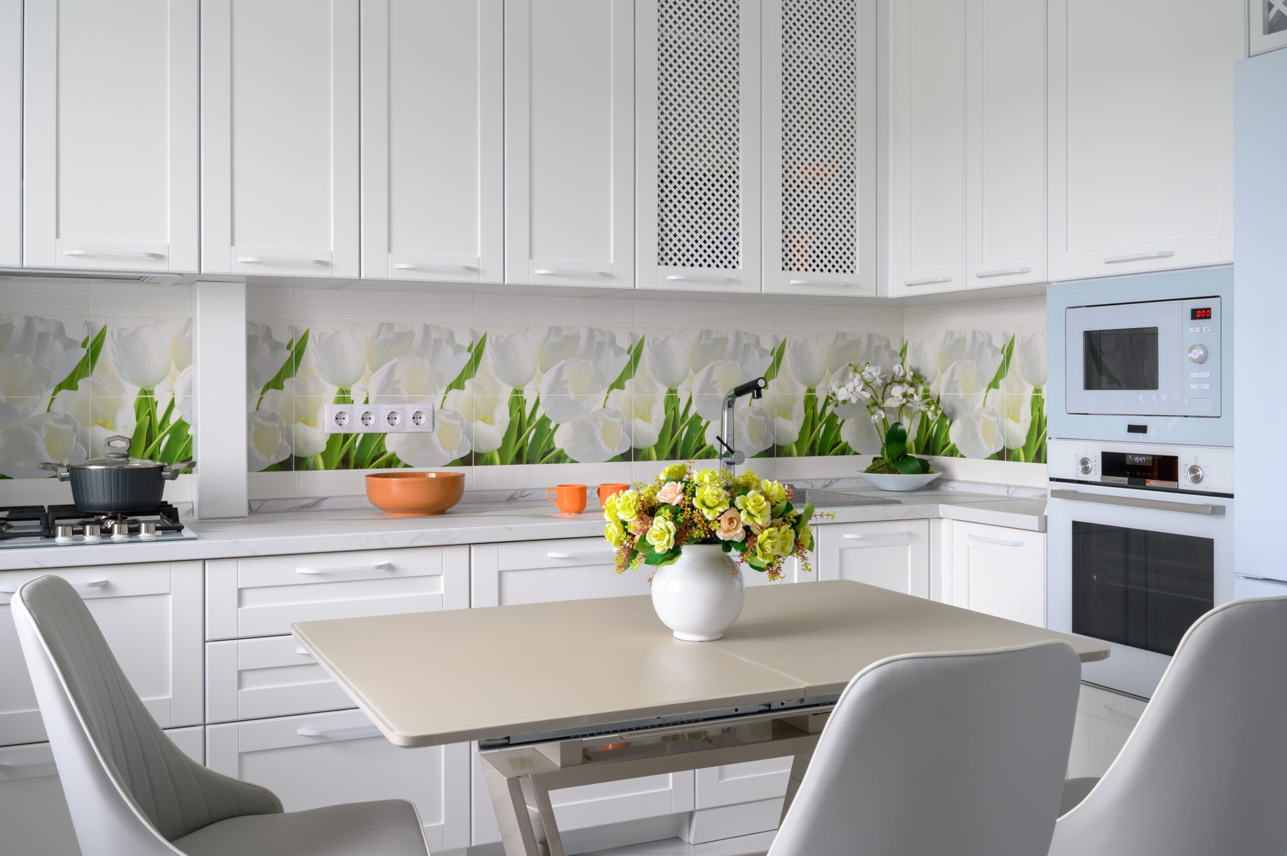 Kitchen Splashback Cork 4 Modern compact white colored luxurious kitchen interior with dining table