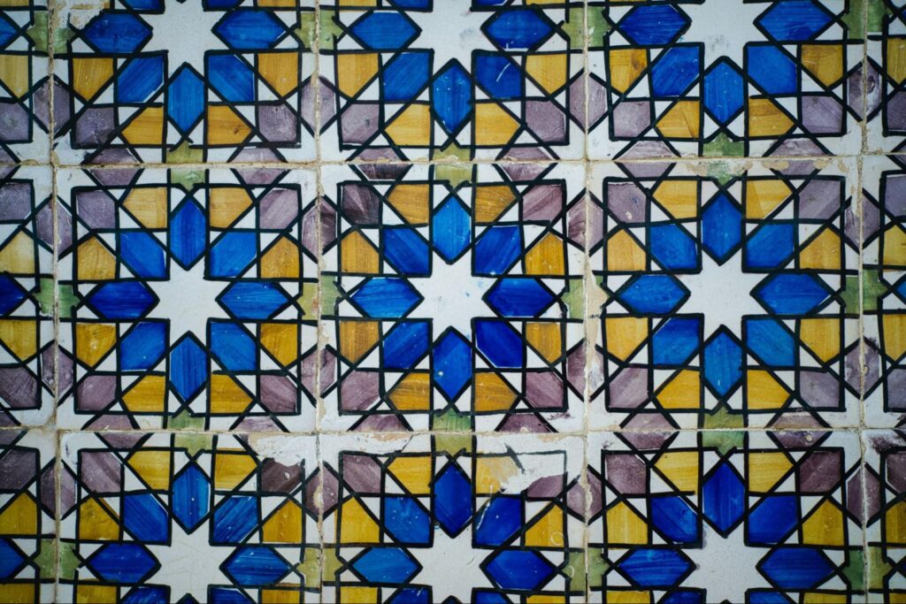 Can You Paint Floor Tiles: A Full Guide 4 Outdated painted tiles