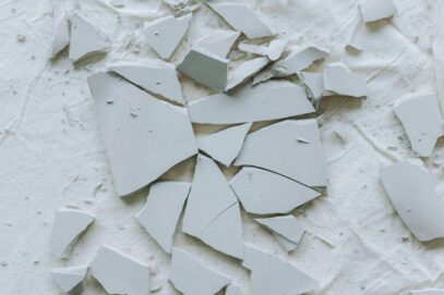 image2 How to Remove Tiles From Wall